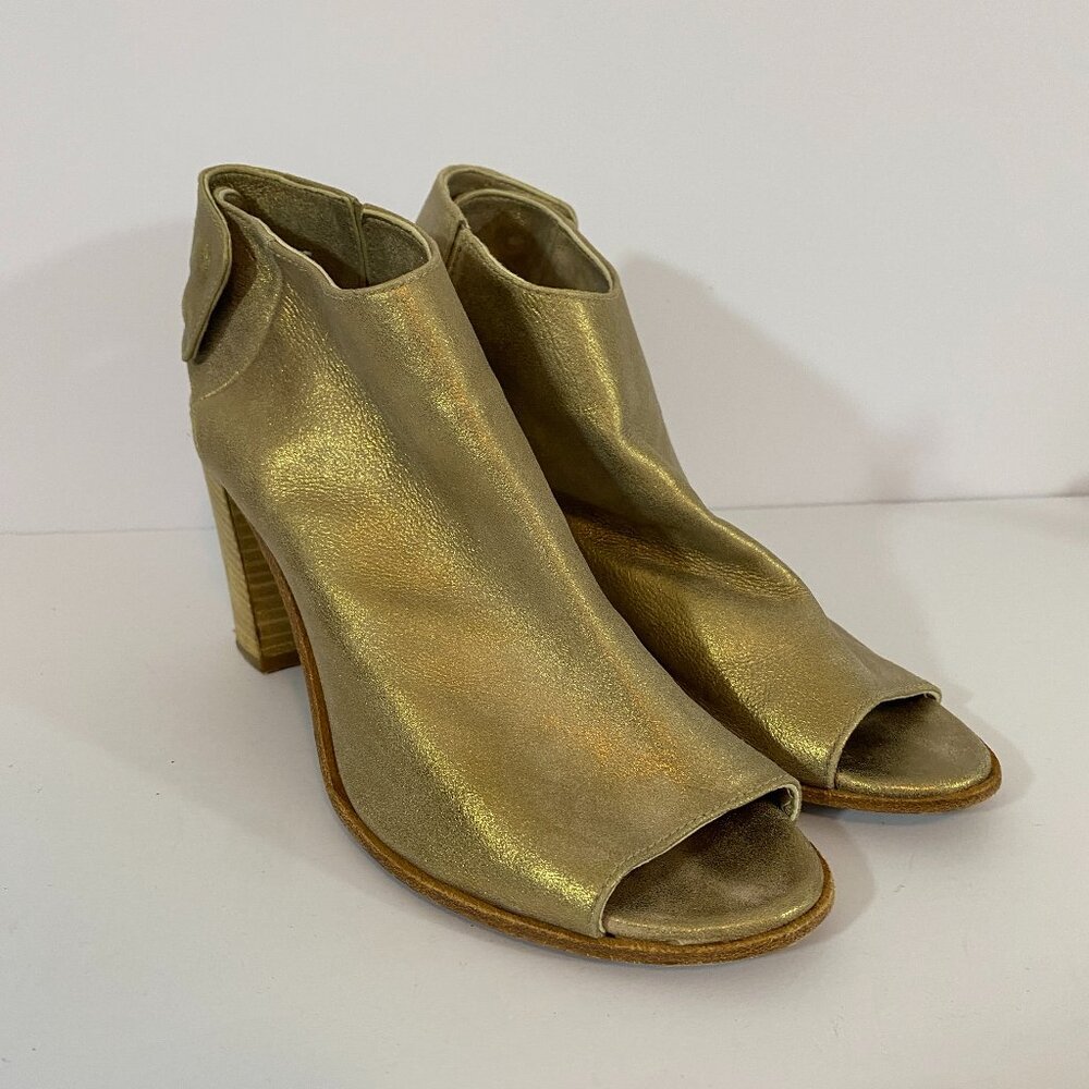 Steven by Steve Madden Gold Metallic Slingback Peep Toe Heels Size 40 US 9.5